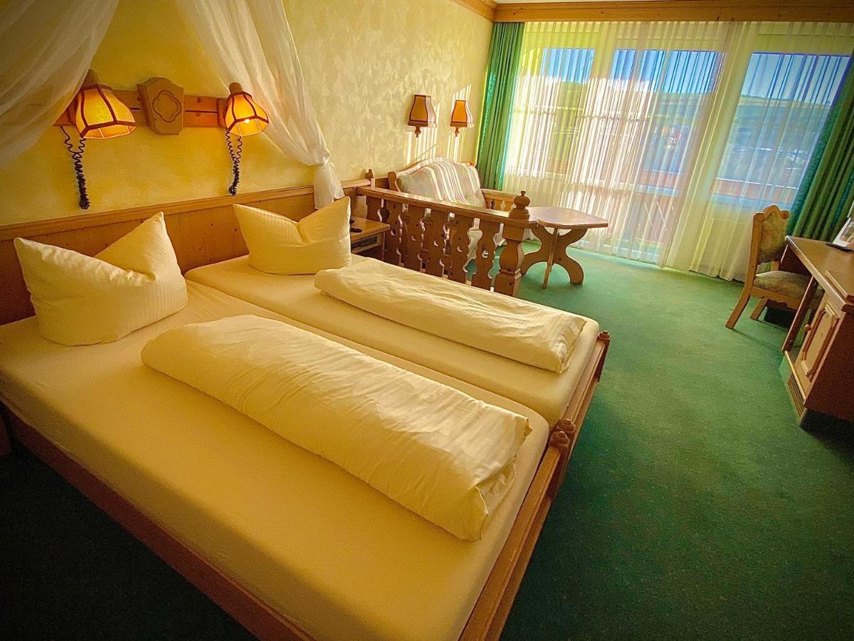 Meister Baer Hotel Frankenwald Berg  Екстер'єр фото