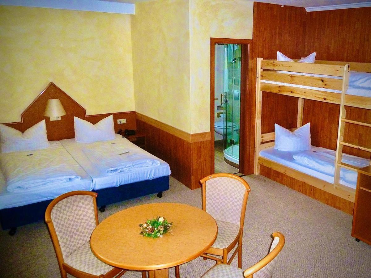 Meister Baer Hotel Frankenwald Berg  Екстер'єр фото