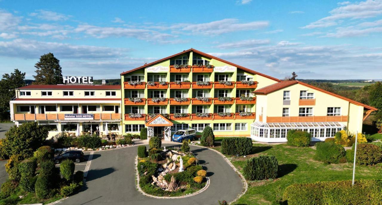 Meister Baer Hotel Frankenwald Berg  Екстер'єр фото